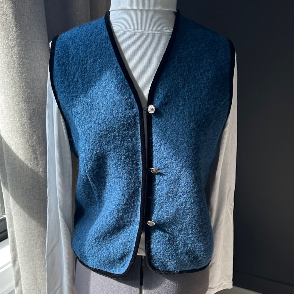 Magnolia‎ 100% Wool Deep Blue V-Neck Vest with Velvet Trim size S
